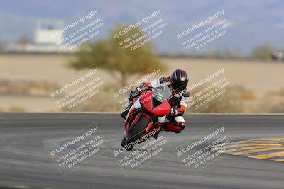 media/Dec-17-2022-SoCal Trackdays (Sat) [[224abd9271]]/Turn 15 (155pm)/